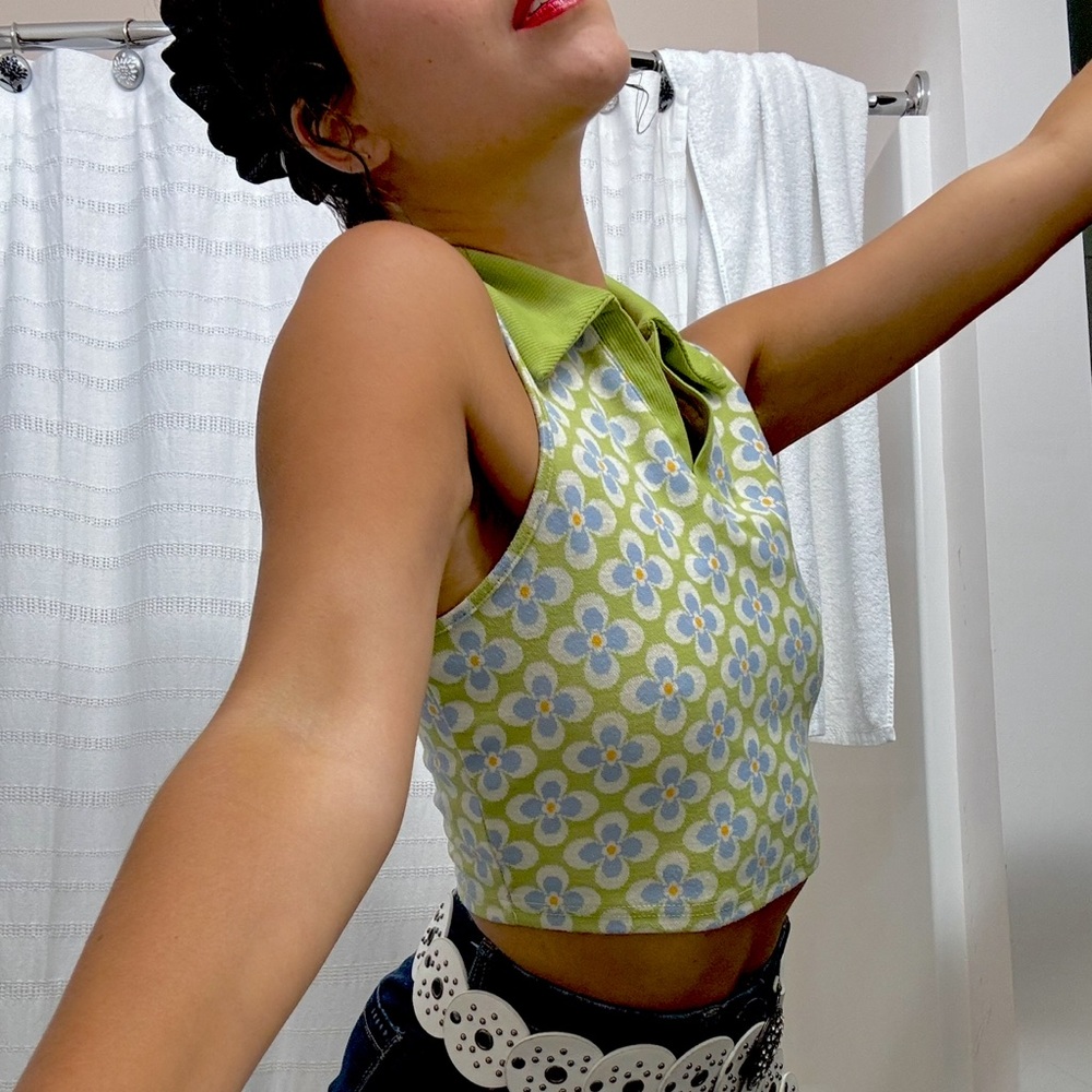 Floral Green Sleeveless “Golf” Top